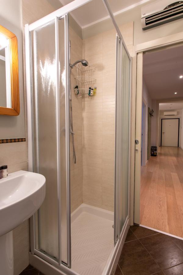 Venice Lance With Lift, 2 Minutes Walk From The Train Station Екстериор снимка